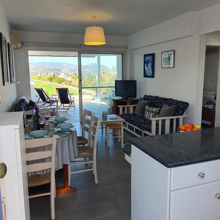 Latchi Ithaki, 2 Bedroom Penthouse Eksteriør bilde