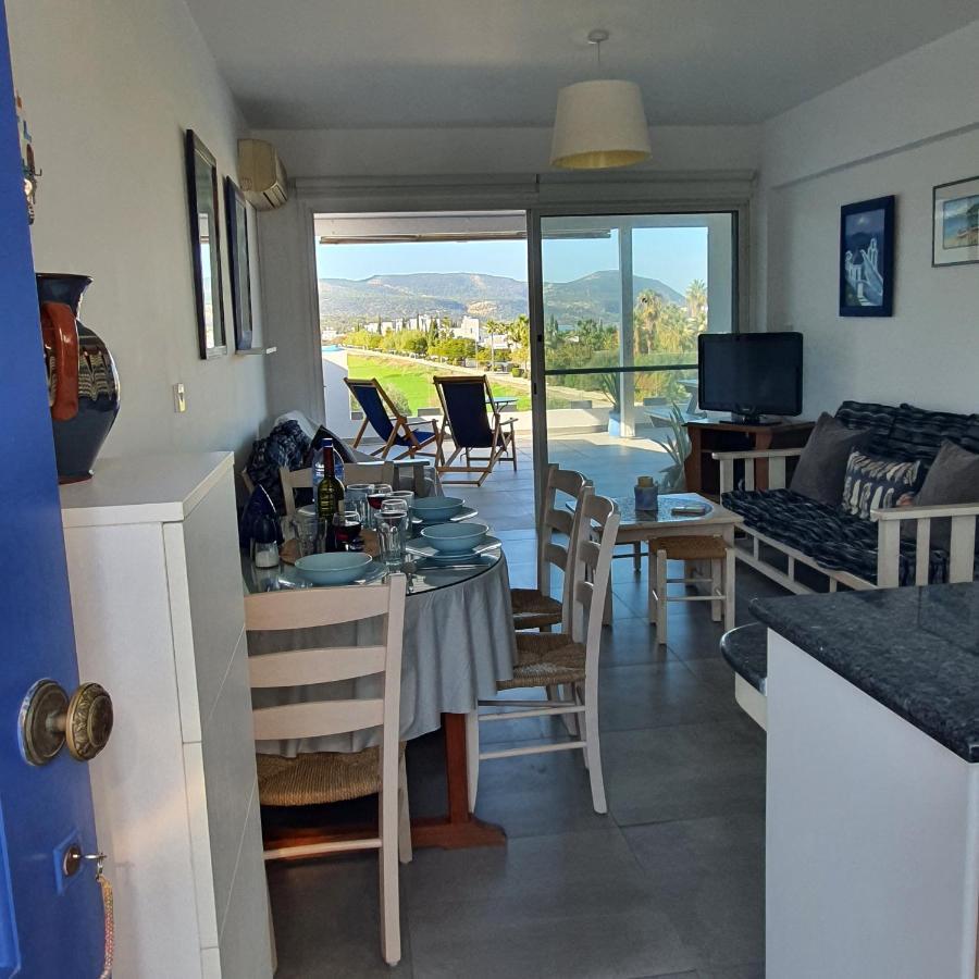Latchi Ithaki, 2 Bedroom Penthouse Eksteriør bilde