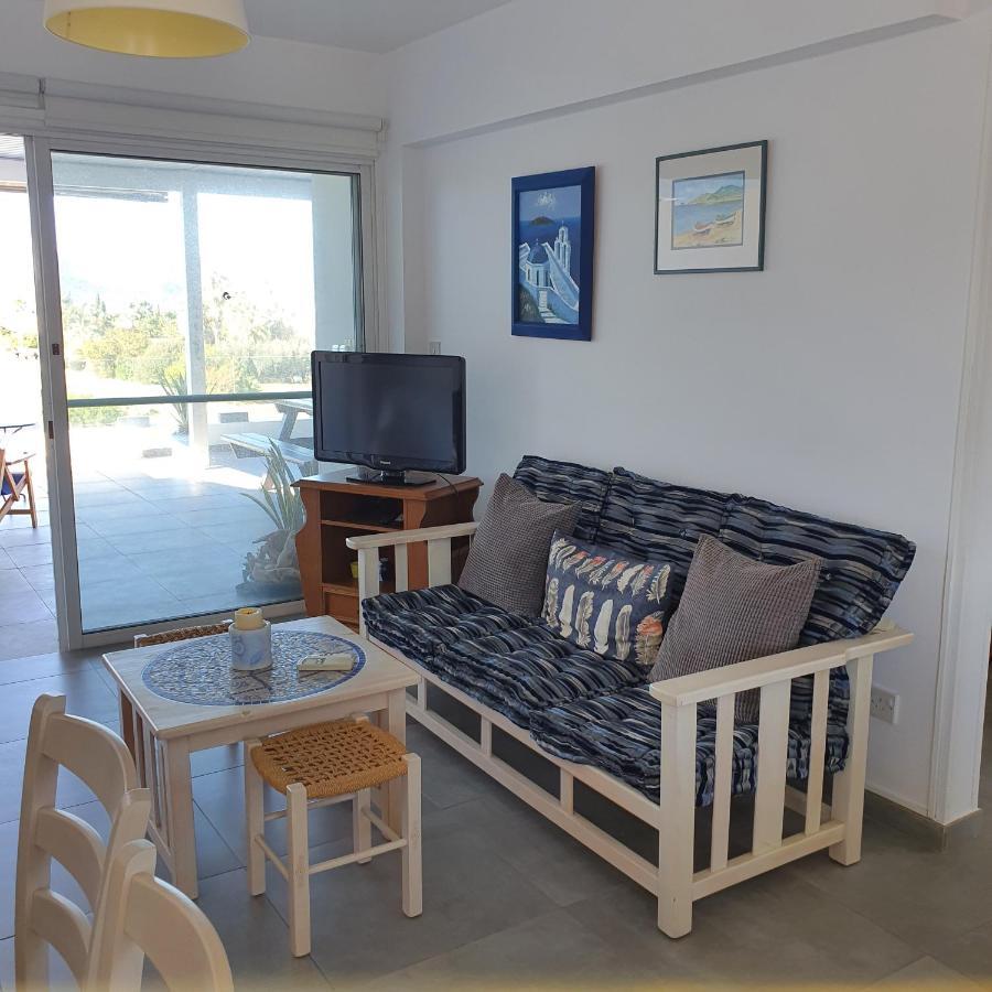 Latchi Ithaki, 2 Bedroom Penthouse Eksteriør bilde
