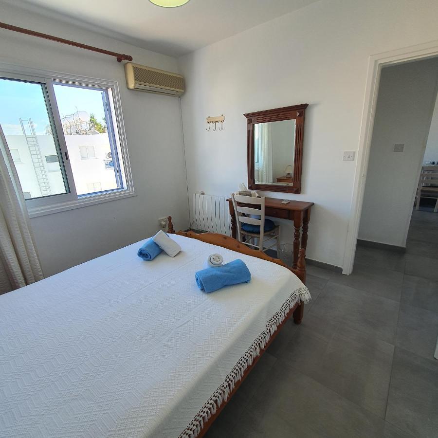Latchi Ithaki, 2 Bedroom Penthouse Eksteriør bilde