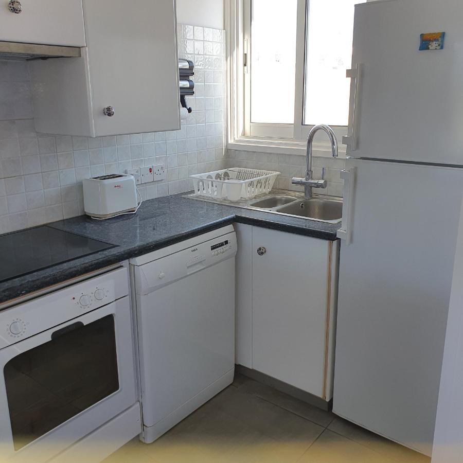 Latchi Ithaki, 2 Bedroom Penthouse Eksteriør bilde